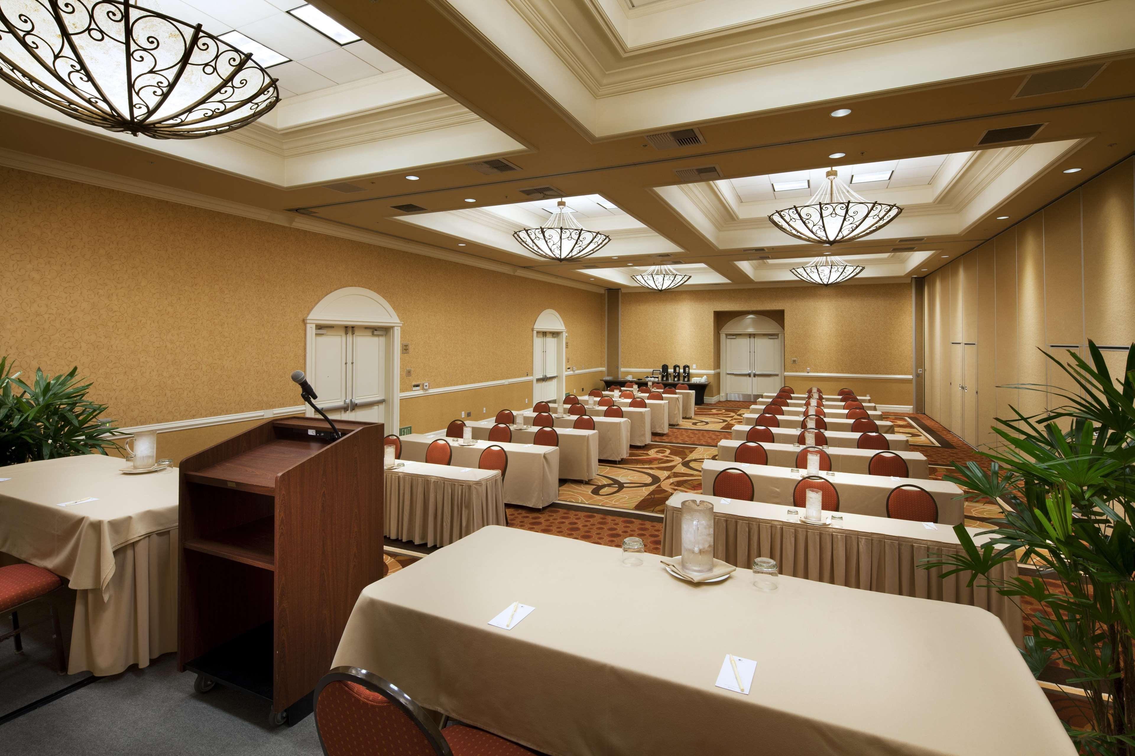 Doubletree Suites By Hilton Anaheim Resort/Convention Center Экстерьер фото