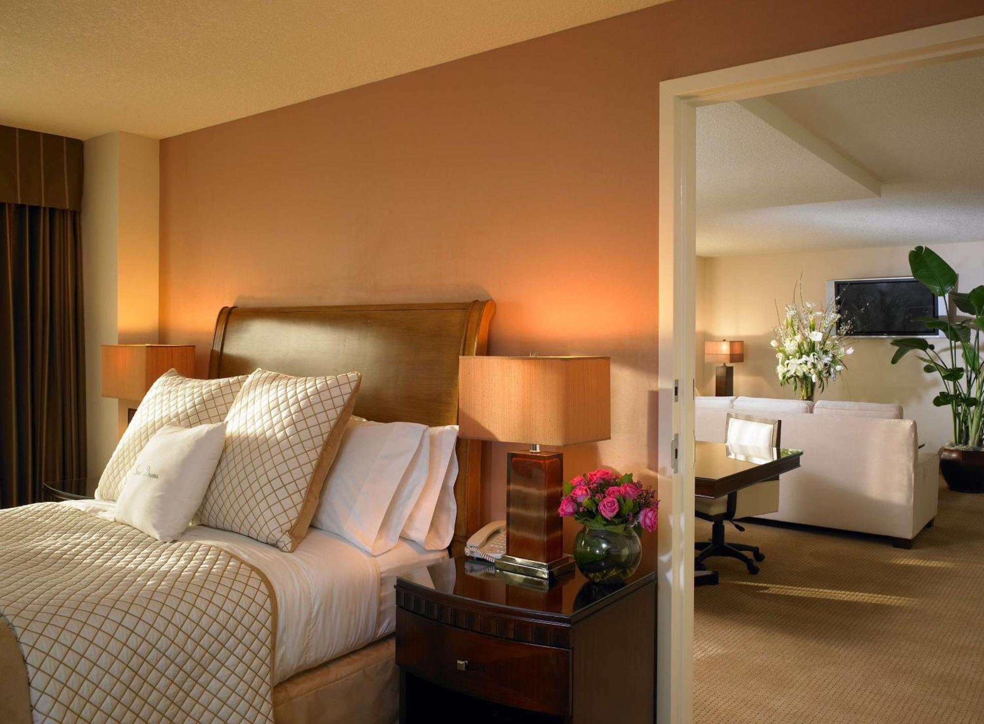 Doubletree Suites By Hilton Anaheim Resort/Convention Center Экстерьер фото
