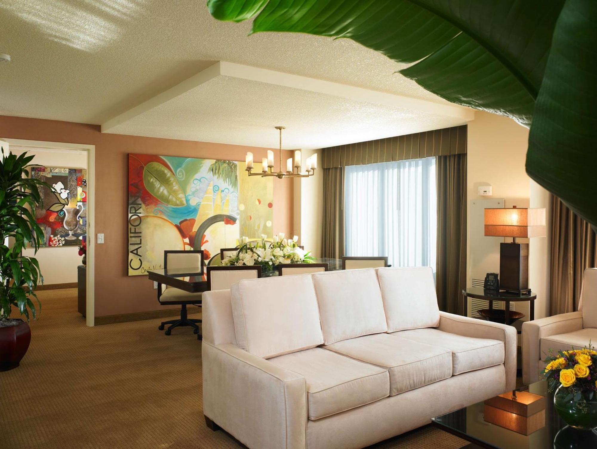 Doubletree Suites By Hilton Anaheim Resort/Convention Center Экстерьер фото